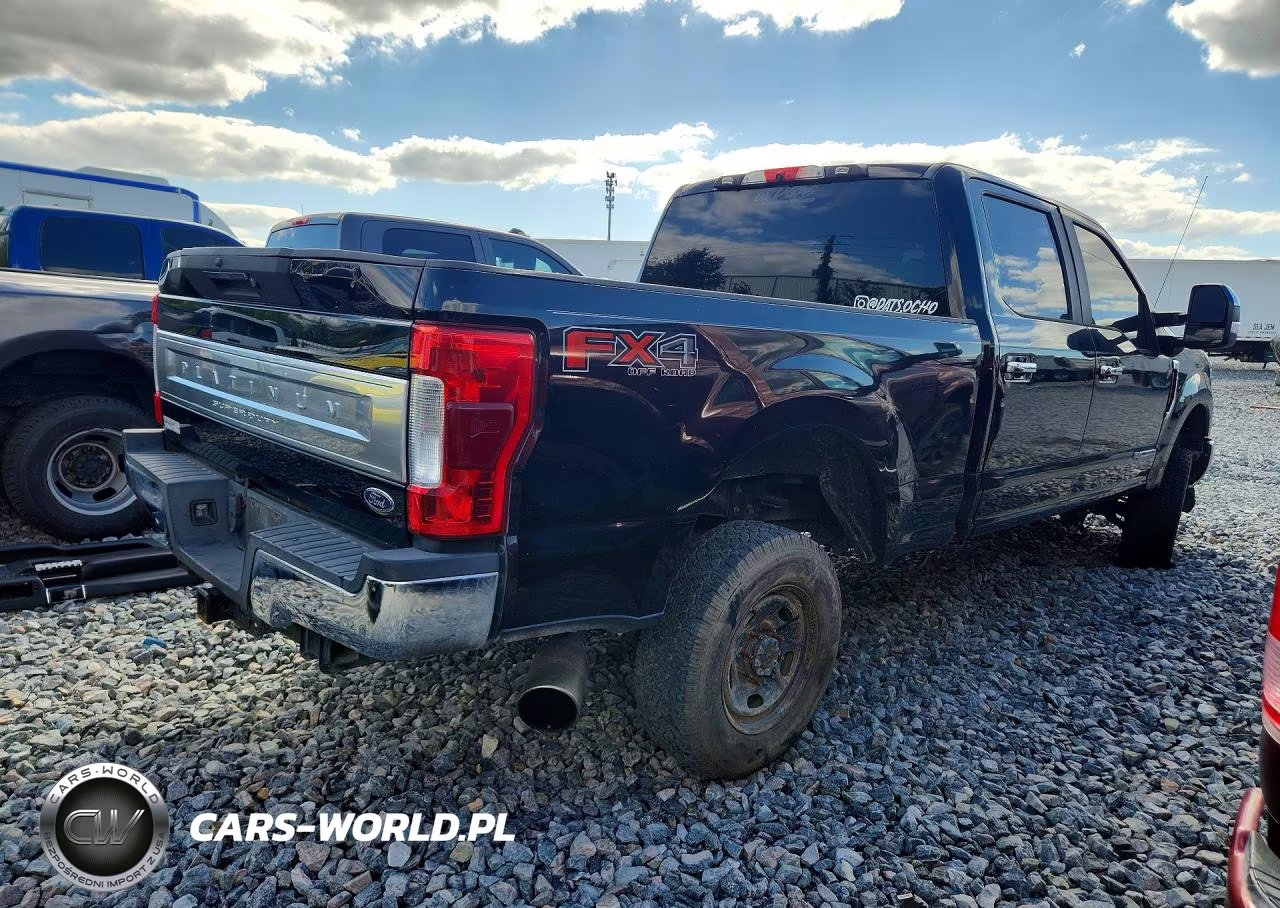 2018 Ford F250 Super Duty VIN:1FT7W2BT3JED04735 - 3