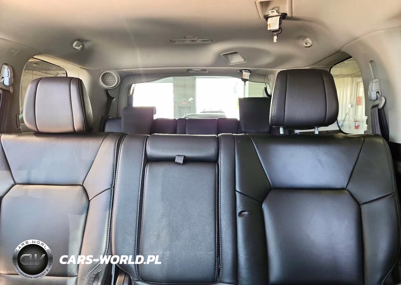 2012 Honda Pilot Touring VIN:5FNYF4H94CB070117 - 10