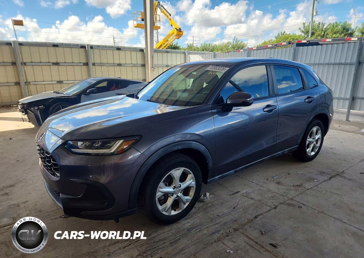 2023 Honda Hr-V Lx VIN:3CZRZ2H35PM721875 - 1