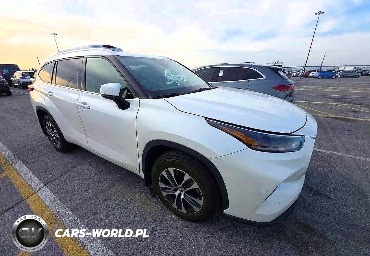 2021 Toyota Highlander Xle