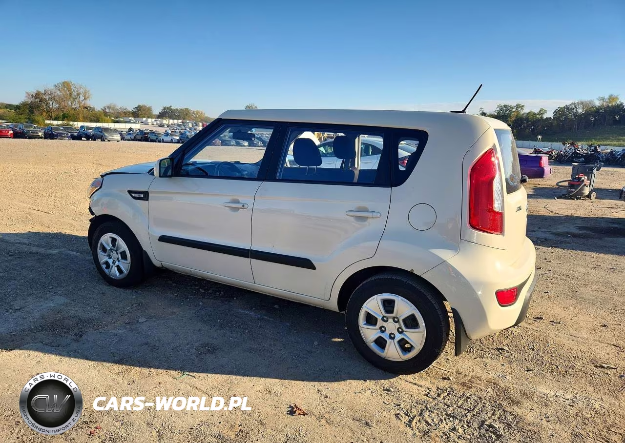 2012 Kia Soul Base VIN:KNDJT2A52C7393674 - 2
