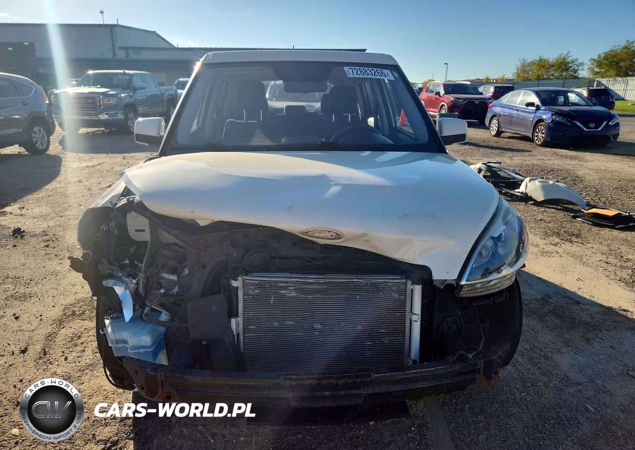 2012 Kia Soul Base VIN:KNDJT2A52C7393674 - 5
