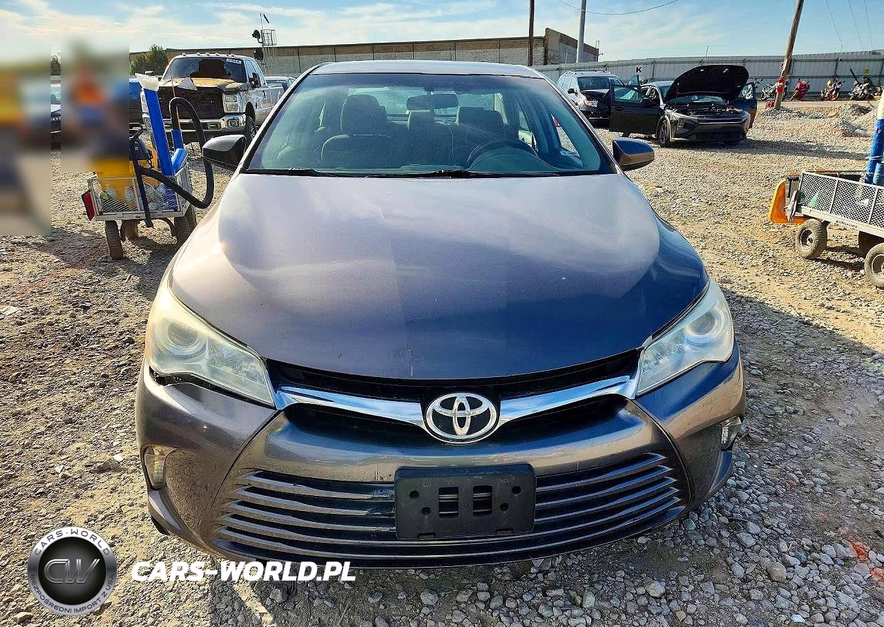 2016 Toyota Camry Le VIN:4T1BF1FK2GU125988 - 5