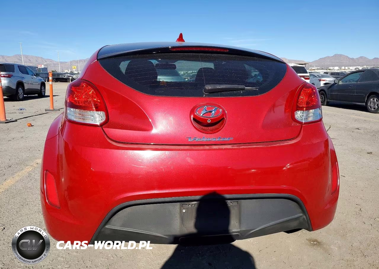 2015 Hyundai Veloster VIN:KMHTC6AD6FU240109 - 6