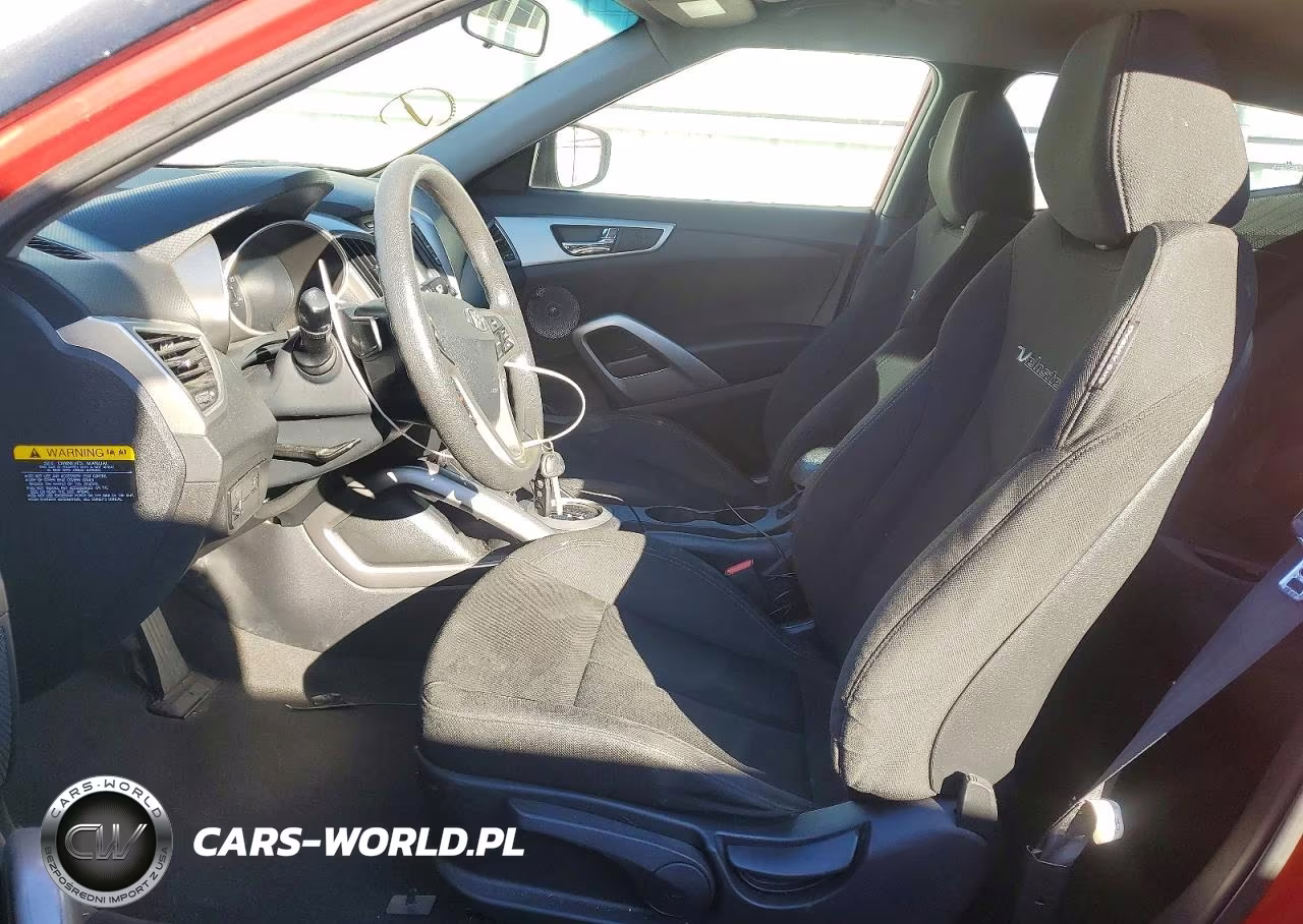 2015 Hyundai Veloster VIN:KMHTC6AD6FU240109 - 7
