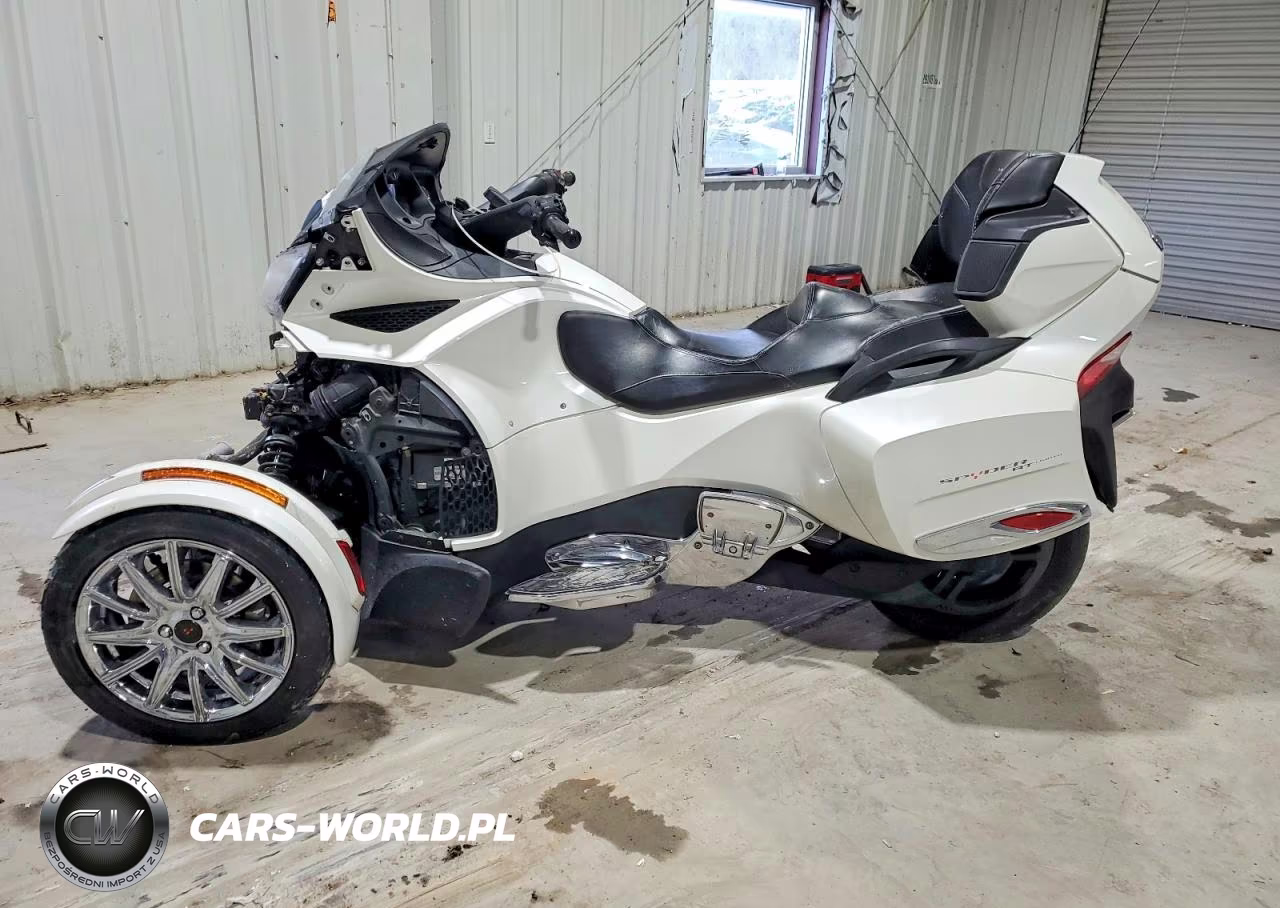 2014 Can-Am Spyder Roadster Rt VIN:2BXNBDD15EV004222 - 3