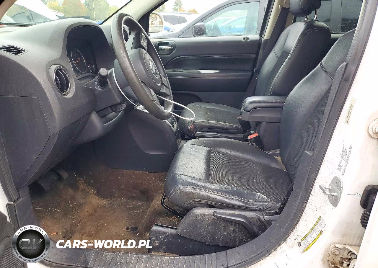 2014 Jeep Compass Sport VIN:1C4NJDAB6ED840908 - 7