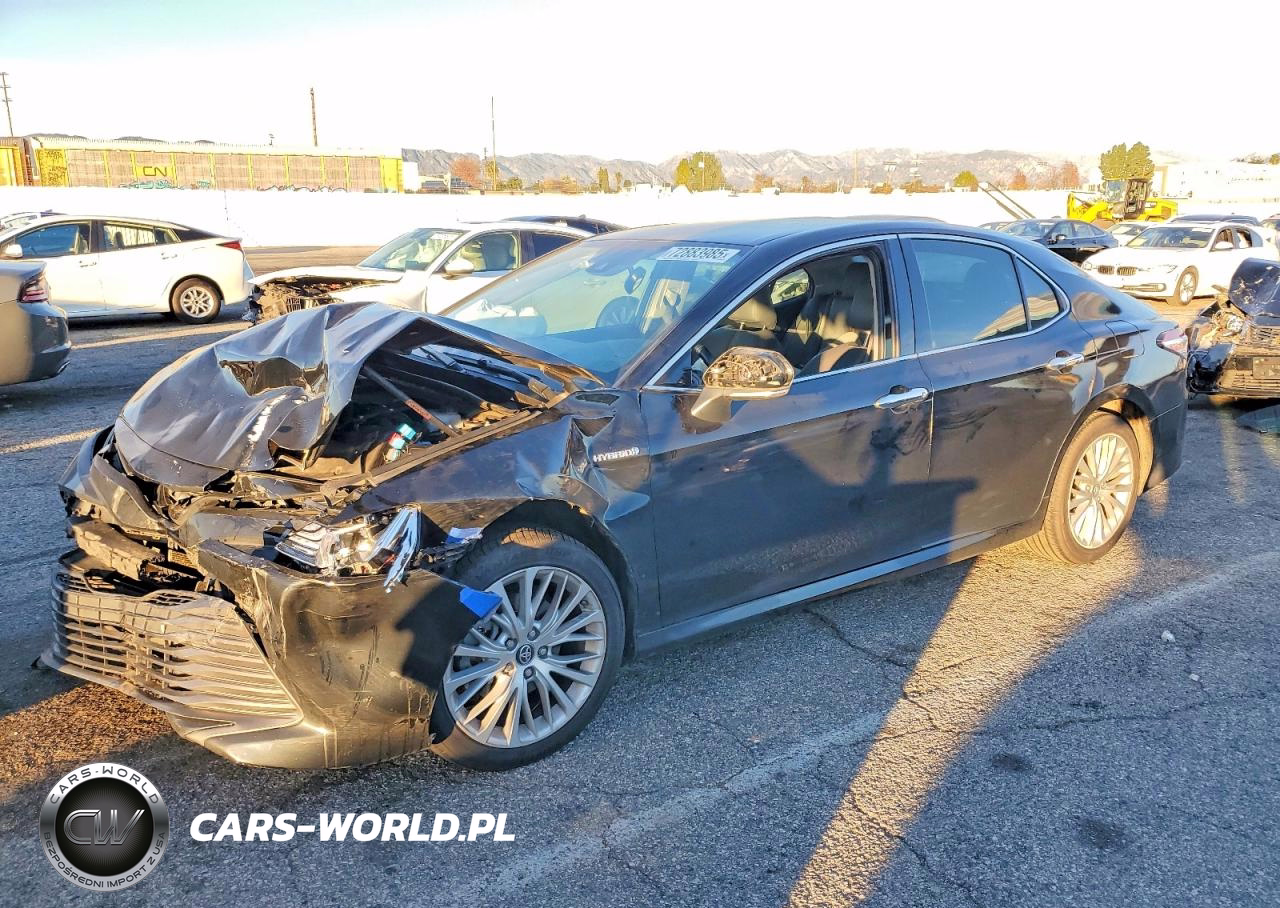 2019 Toyota Camry Hybrid