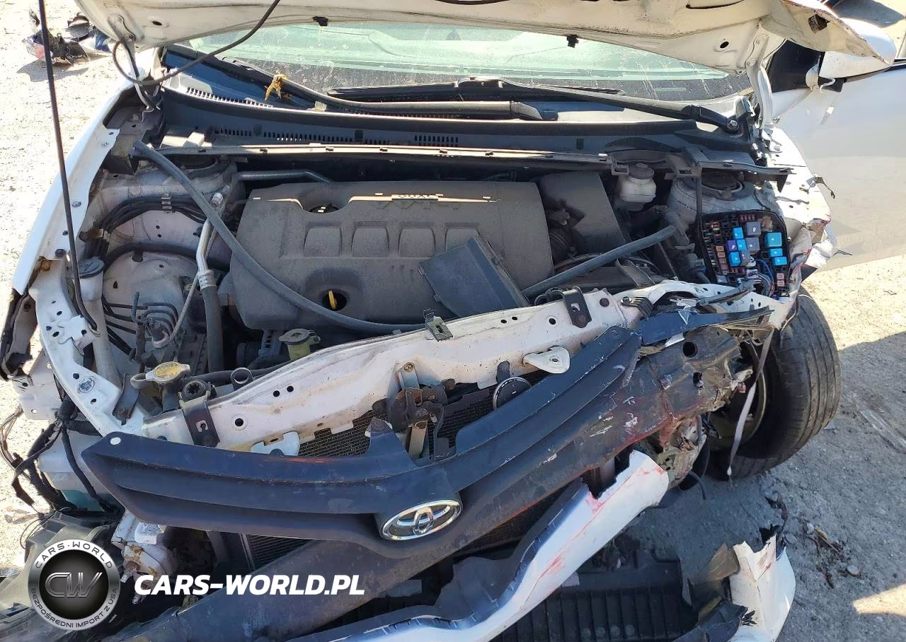 2014 Toyota Corolla Le Plus VIN:5YFBURHE1EP089981 - 11