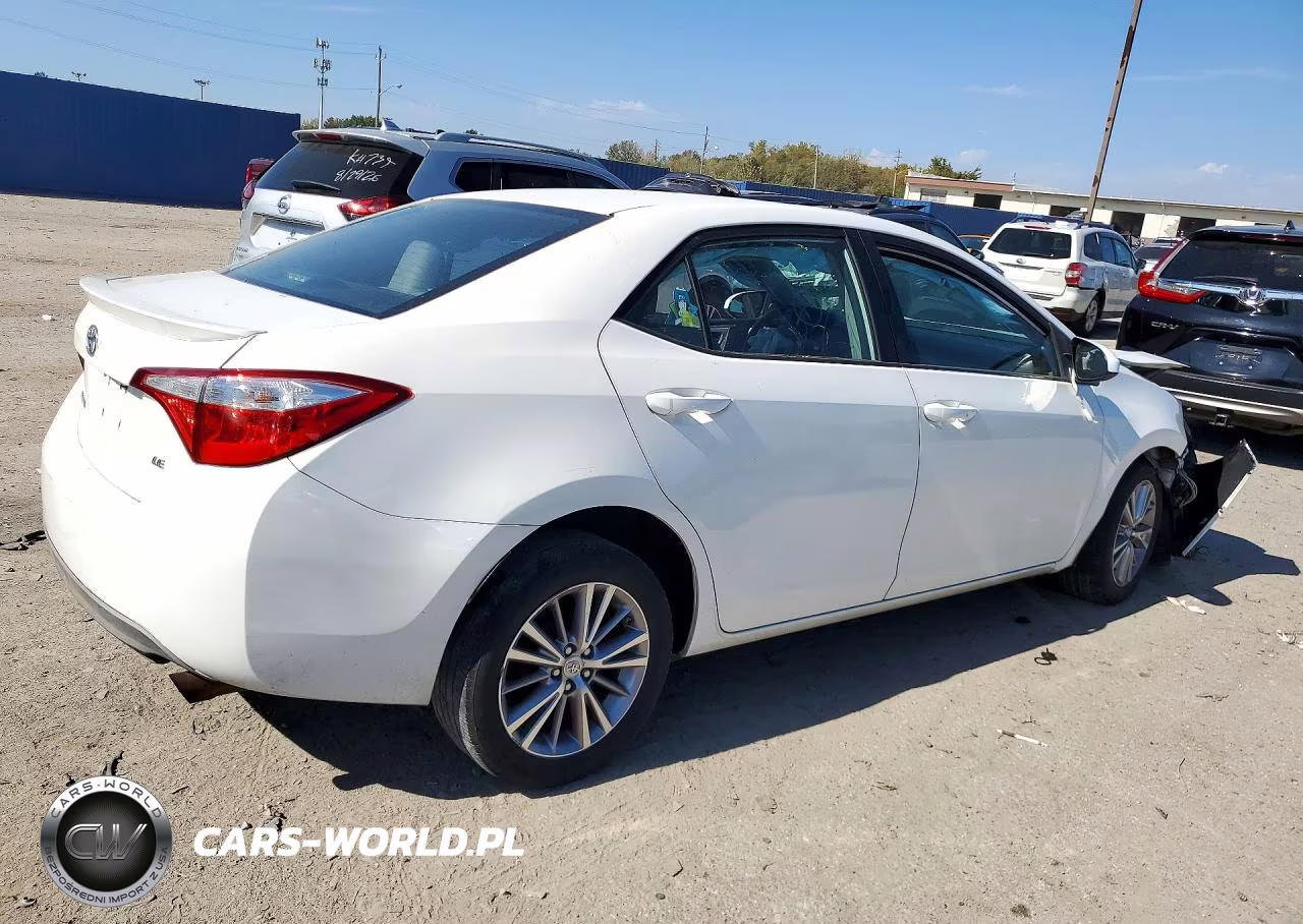 2014 Toyota Corolla Le Plus VIN:5YFBURHE1EP089981 - 3