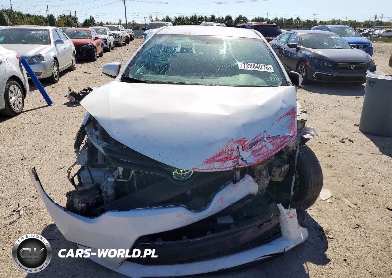 2014 Toyota Corolla Le Plus VIN:5YFBURHE1EP089981 - 5