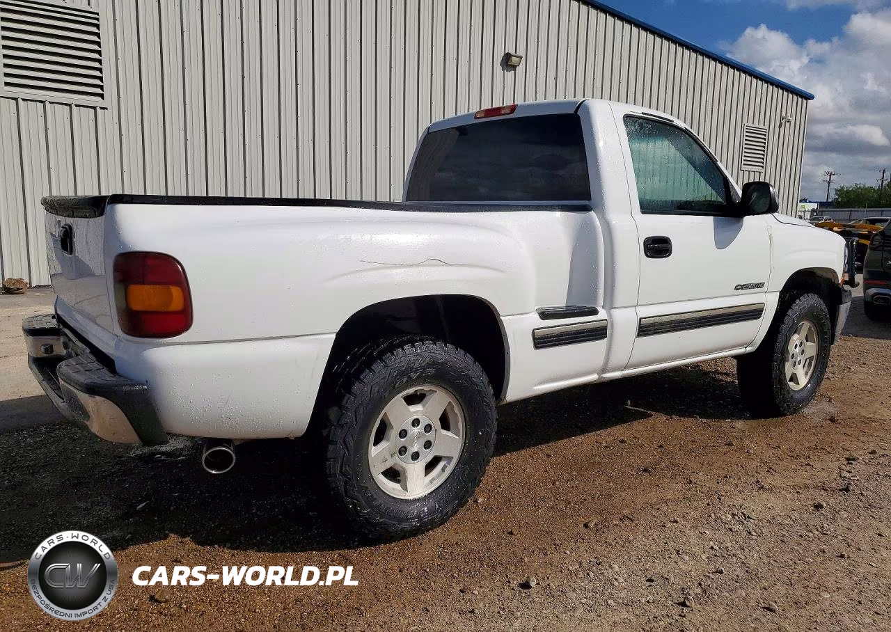 1999 Chevrolet Silverado K1500 VIN:1GCEK14T7XZ168184 - 3