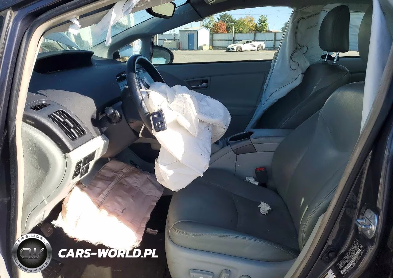 2015 Toyota Prius Four VIN:JTDKN3DU1F0445820 - 7