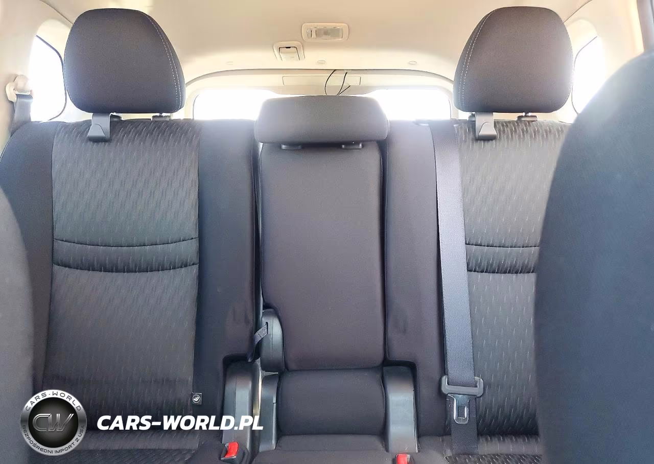 2017 Nissan Rogue S VIN:JN8AT2MT9HW401815 - 10