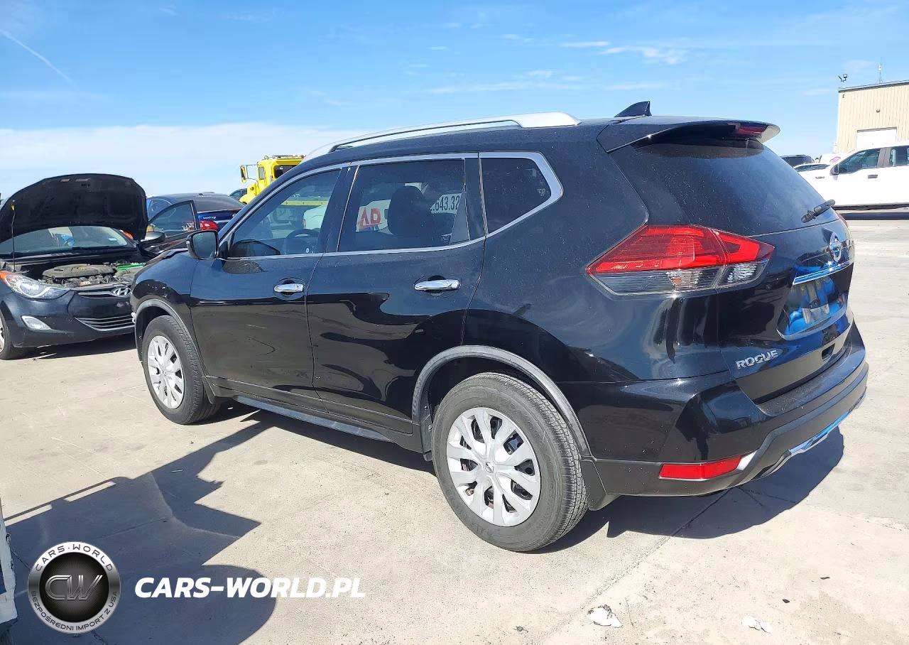 2017 Nissan Rogue S VIN:JN8AT2MT9HW401815 - 2