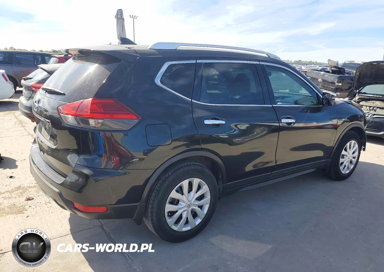 2017 Nissan Rogue S VIN:JN8AT2MT9HW401815 - 3