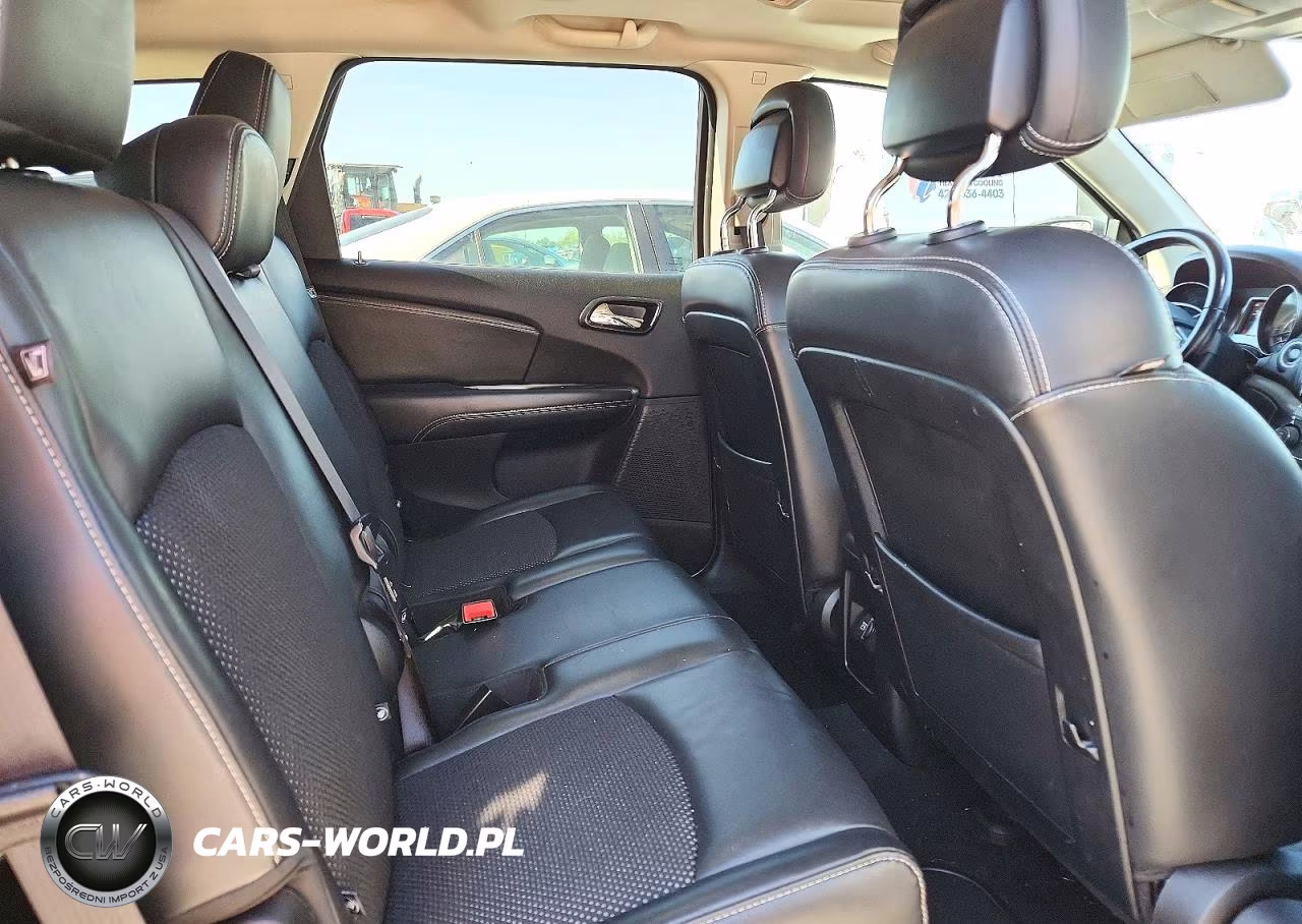 2020 Dodge Journey Crossroad VIN:3C4PDCGB3LT194283 - 11