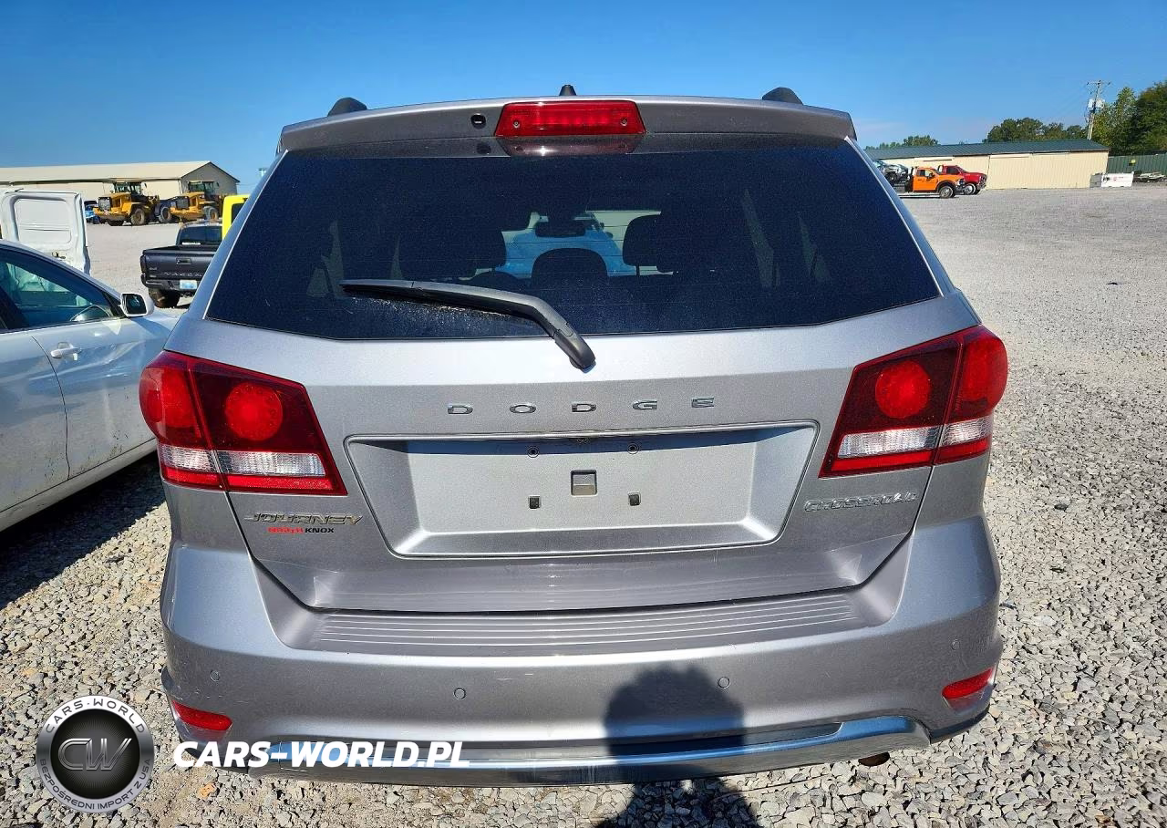 2020 Dodge Journey Crossroad VIN:3C4PDCGB3LT194283 - 6