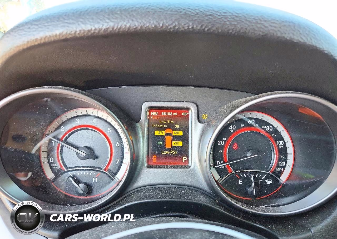 2020 Dodge Journey Crossroad VIN:3C4PDCGB3LT194283 - 9