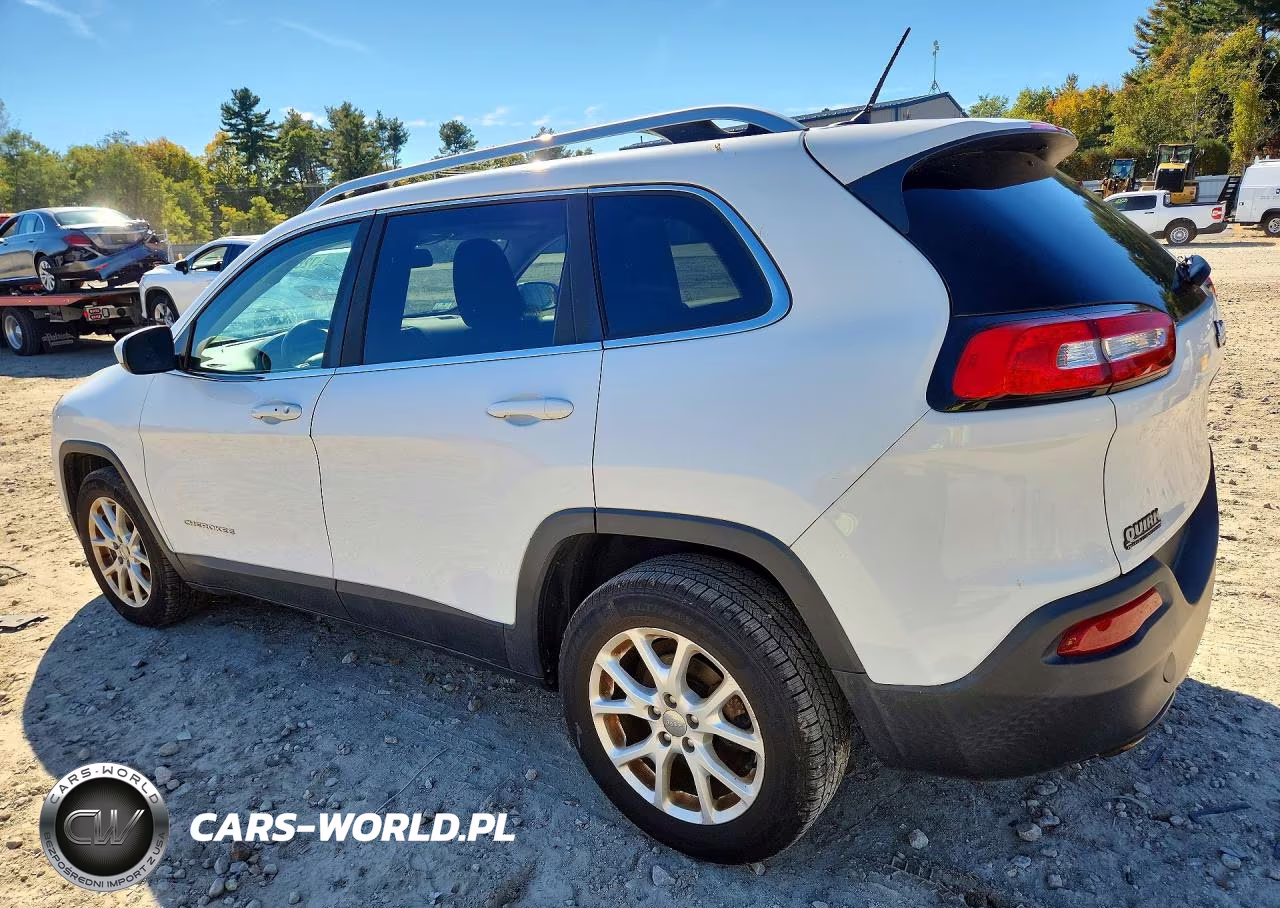 2014 Jeep Cherokee Latitude VIN:1C4PJLCB4EW126425 - 2