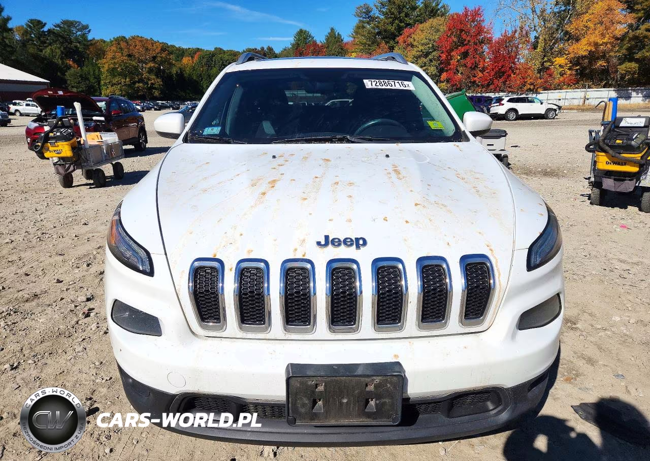 2014 Jeep Cherokee Latitude VIN:1C4PJLCB4EW126425 - 5