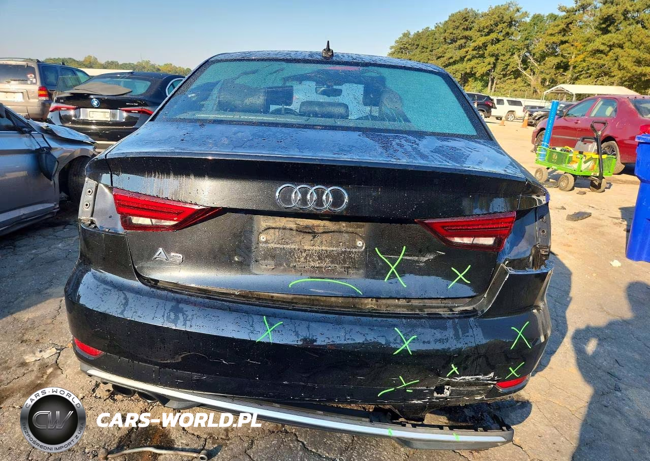 2017 Audi A3 Premium VIN:WAUAUGFF3H1057065 - 6