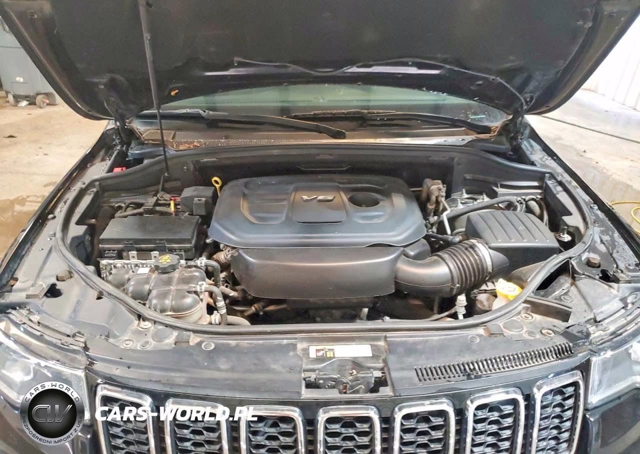 2018 Jeep Grand Cherokee Laredo VIN:1C4RJEAG8JC412261 - 12