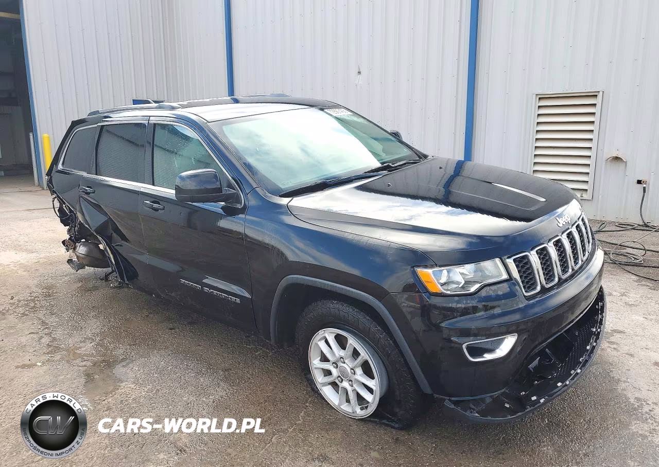 2018 Jeep Grand Cherokee Laredo VIN:1C4RJEAG8JC412261 - 4