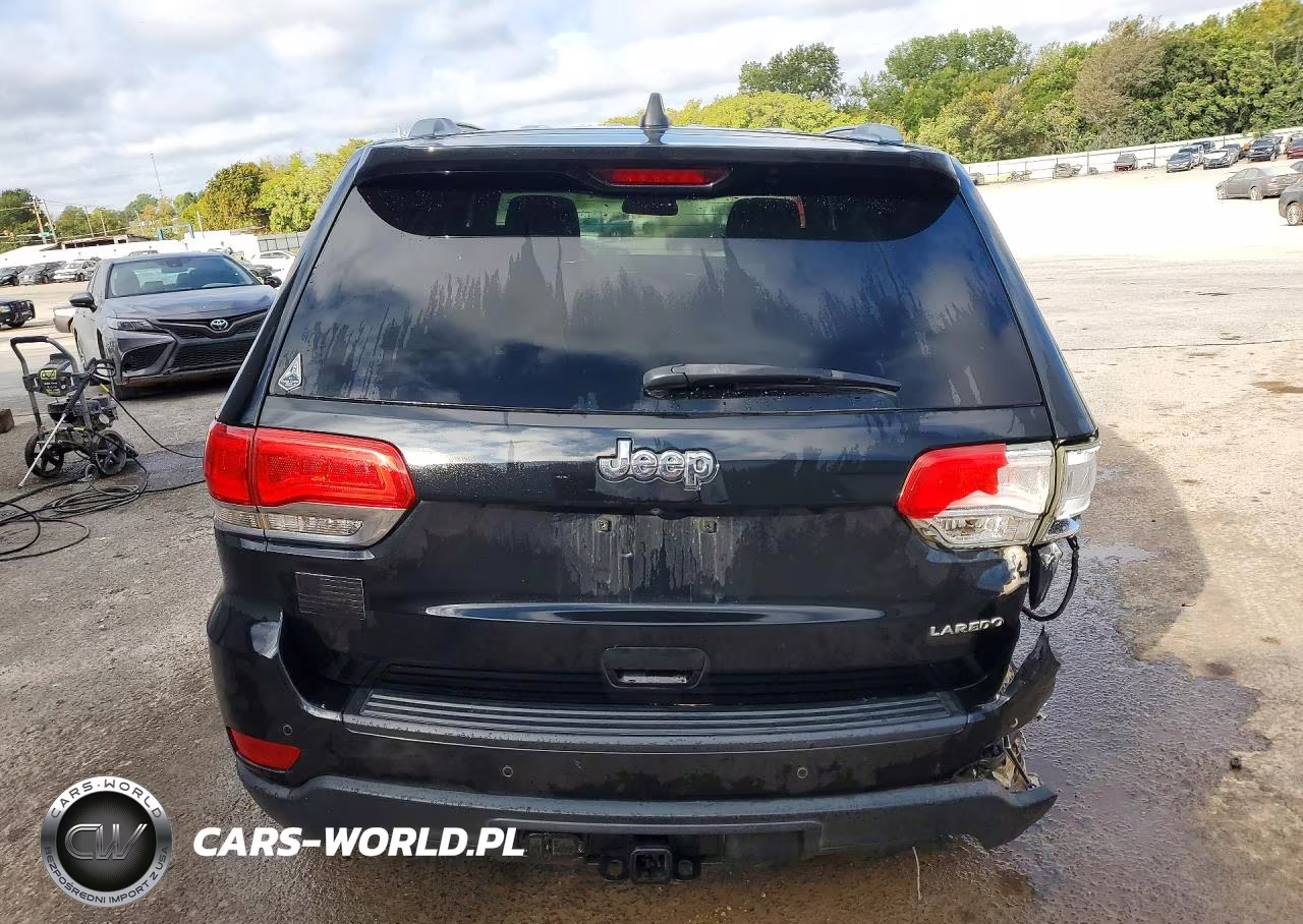 2018 Jeep Grand Cherokee Laredo VIN:1C4RJEAG8JC412261 - 6