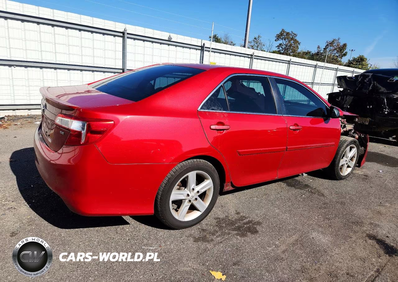 2013 Toyota Camry Se VIN:4T1BF1FK6DU675870 - 3