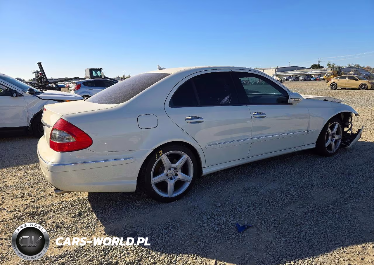 2009 Mercedes-Benz E 550 VIN:WDBUF72X59B390449 - 3
