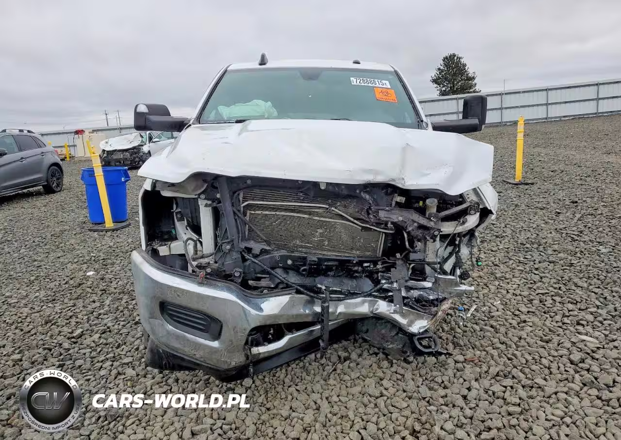 2022 Ram 2500 Tradesman VIN:3C6UR5CL3NG110030 - 5