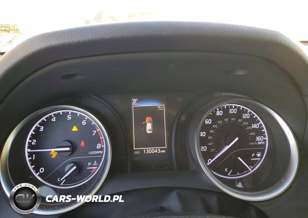 2018 Toyota Camry L VIN:JTNB11HKXJ3025047 - 9