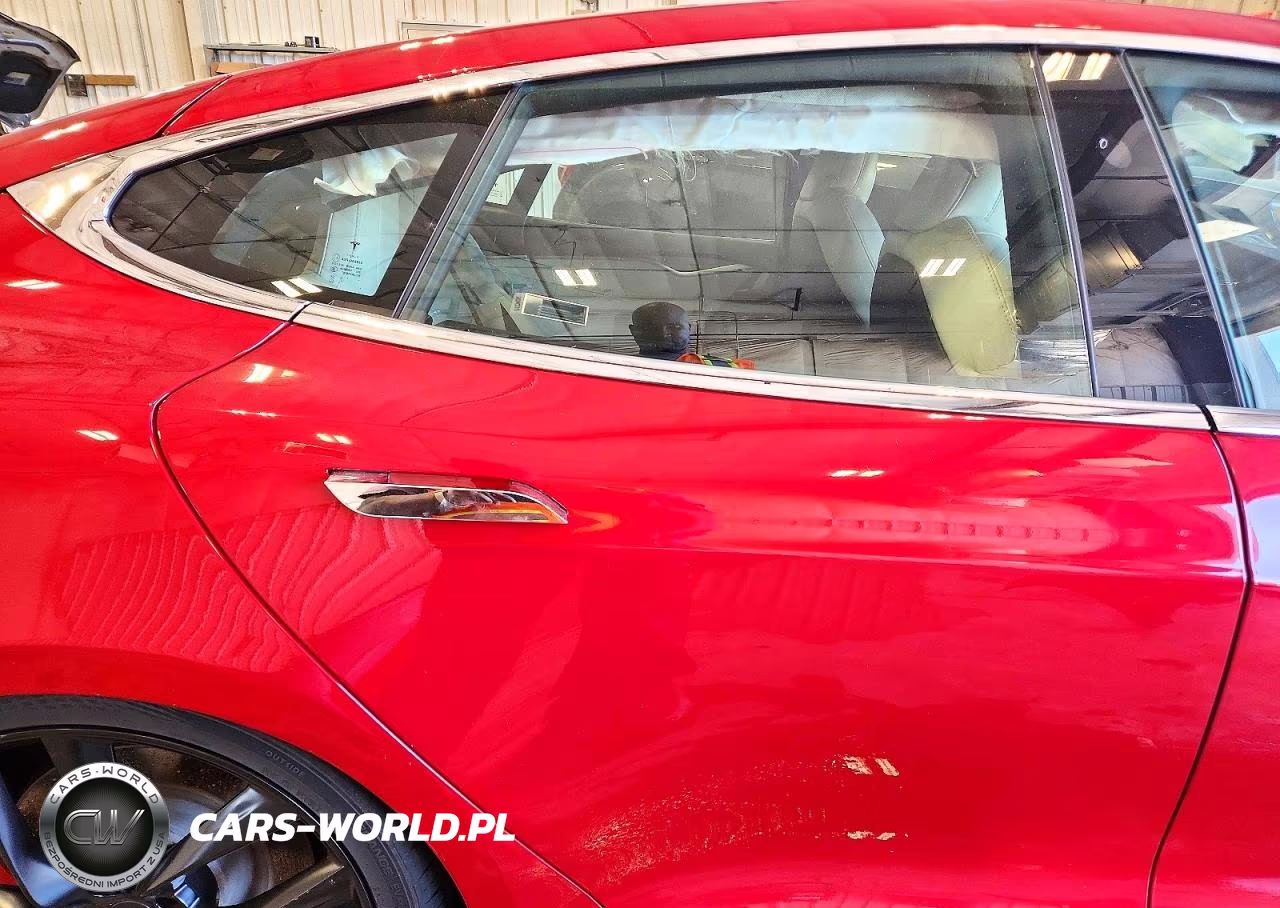 2020 Tesla Model S VIN:5YJSA1E4XLF400659 - 10