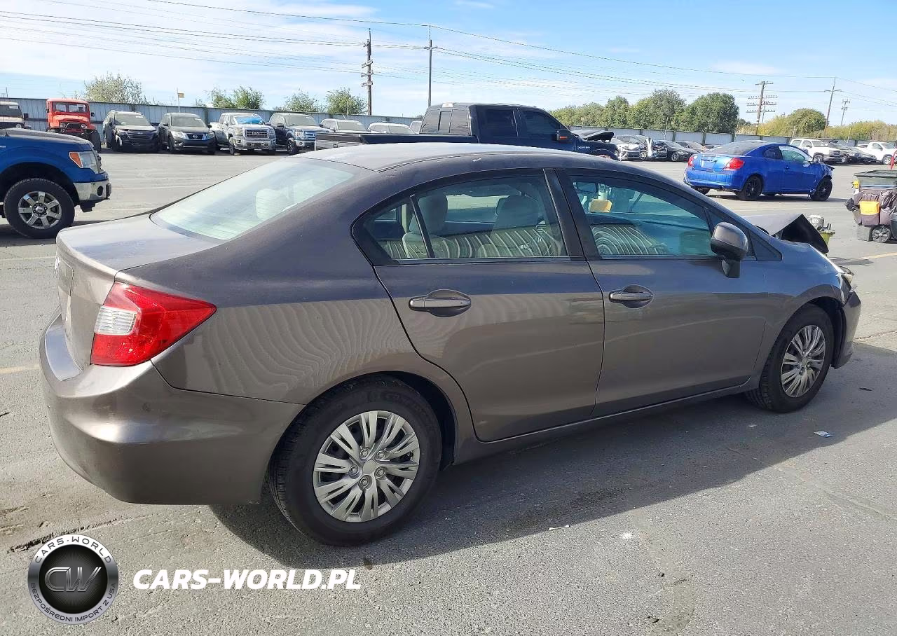 2012 Honda Civic Lx VIN:2HGFB2F54CH588666 - 3