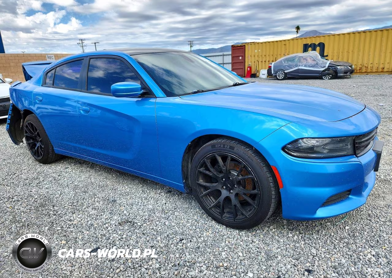 2015 Dodge Charger Sxt VIN:2C3CDXHGXFH777497 - 4