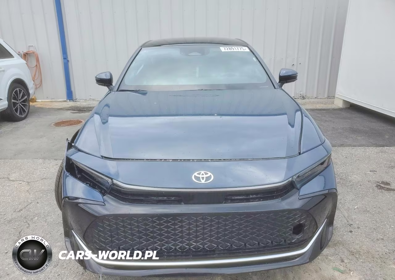 2025 Toyota Crown Limited VIN:JTDAAAAF1S3035092 - 5