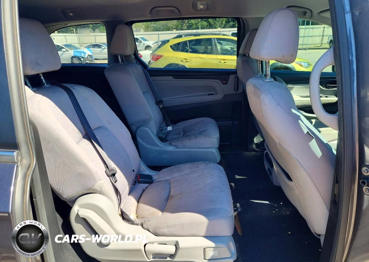 2018 Honda Odyssey Lx VIN:5FNRL6H24JB053049 - 11
