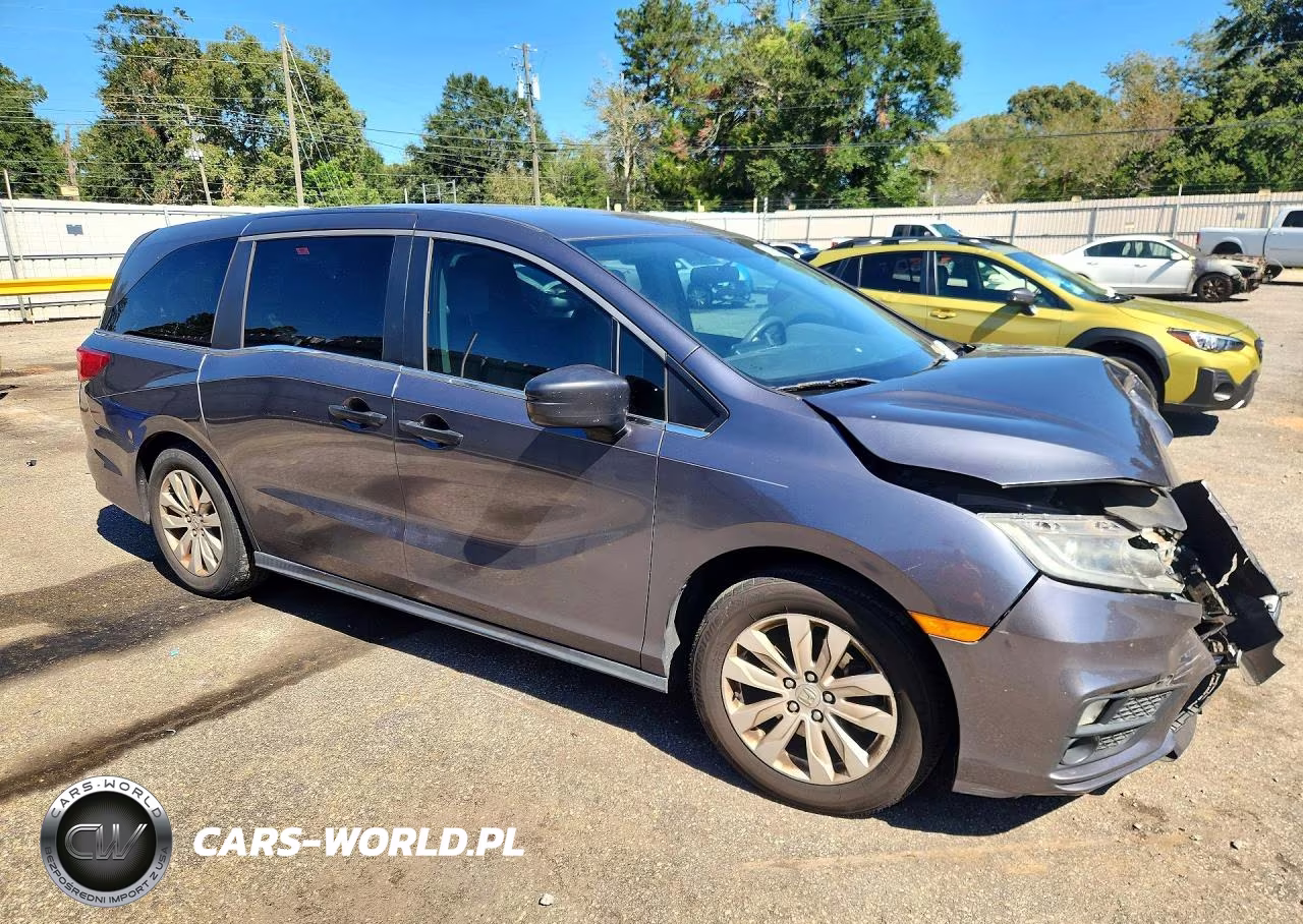 2018 Honda Odyssey Lx VIN:5FNRL6H24JB053049 - 4