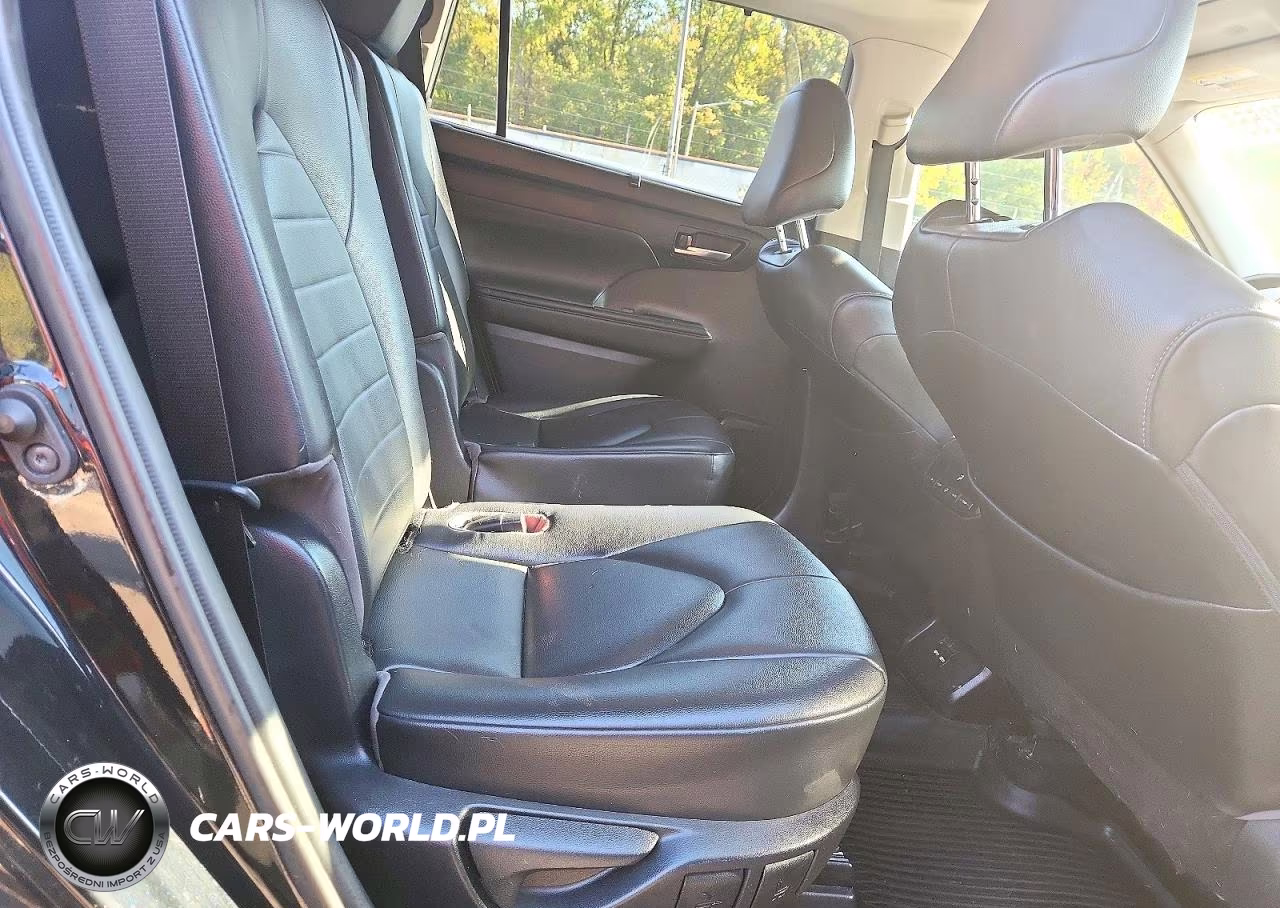 2020 Toyota Highlander Xle VIN:5TDGZRBH8LS509105 - 10