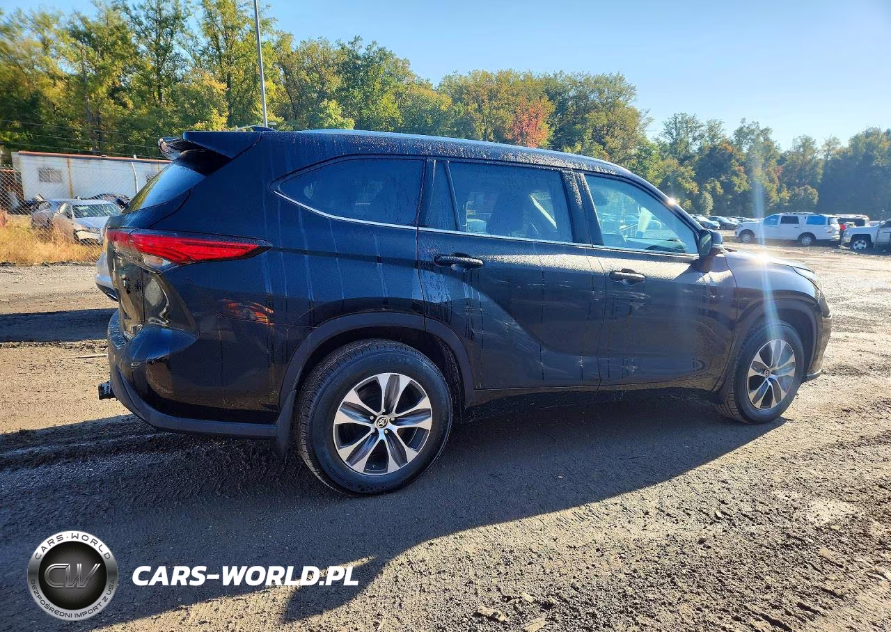 2020 Toyota Highlander Xle VIN:5TDGZRBH8LS509105 - 3