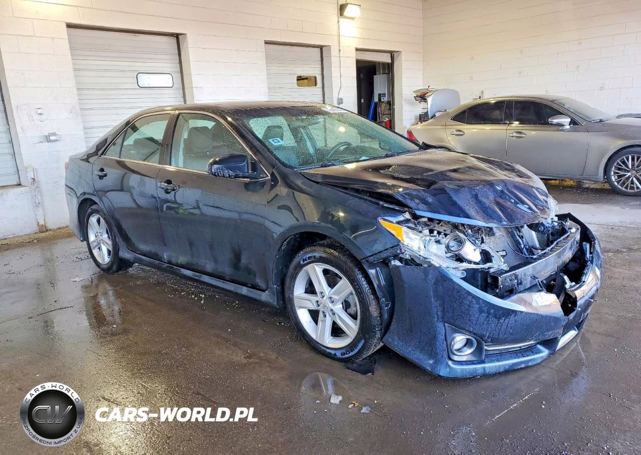 2014 Toyota Camry Se VIN:4T1BF1FK4EU839022 - 4
