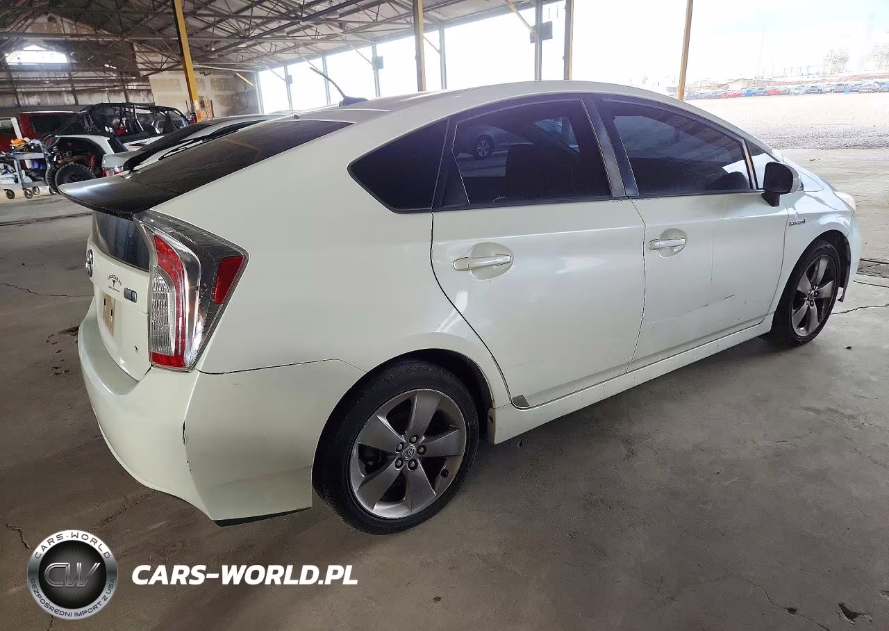 2013 Toyota Prius Persona Series Se VIN:JTDKN3DU8D1660764 - 3