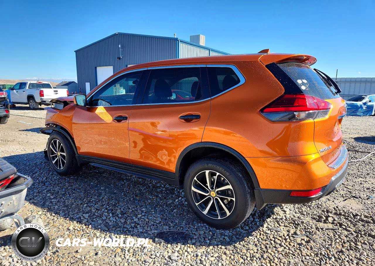 2017 Nissan Rogue S VIN:5N1AT2MV2HC733668 - 2