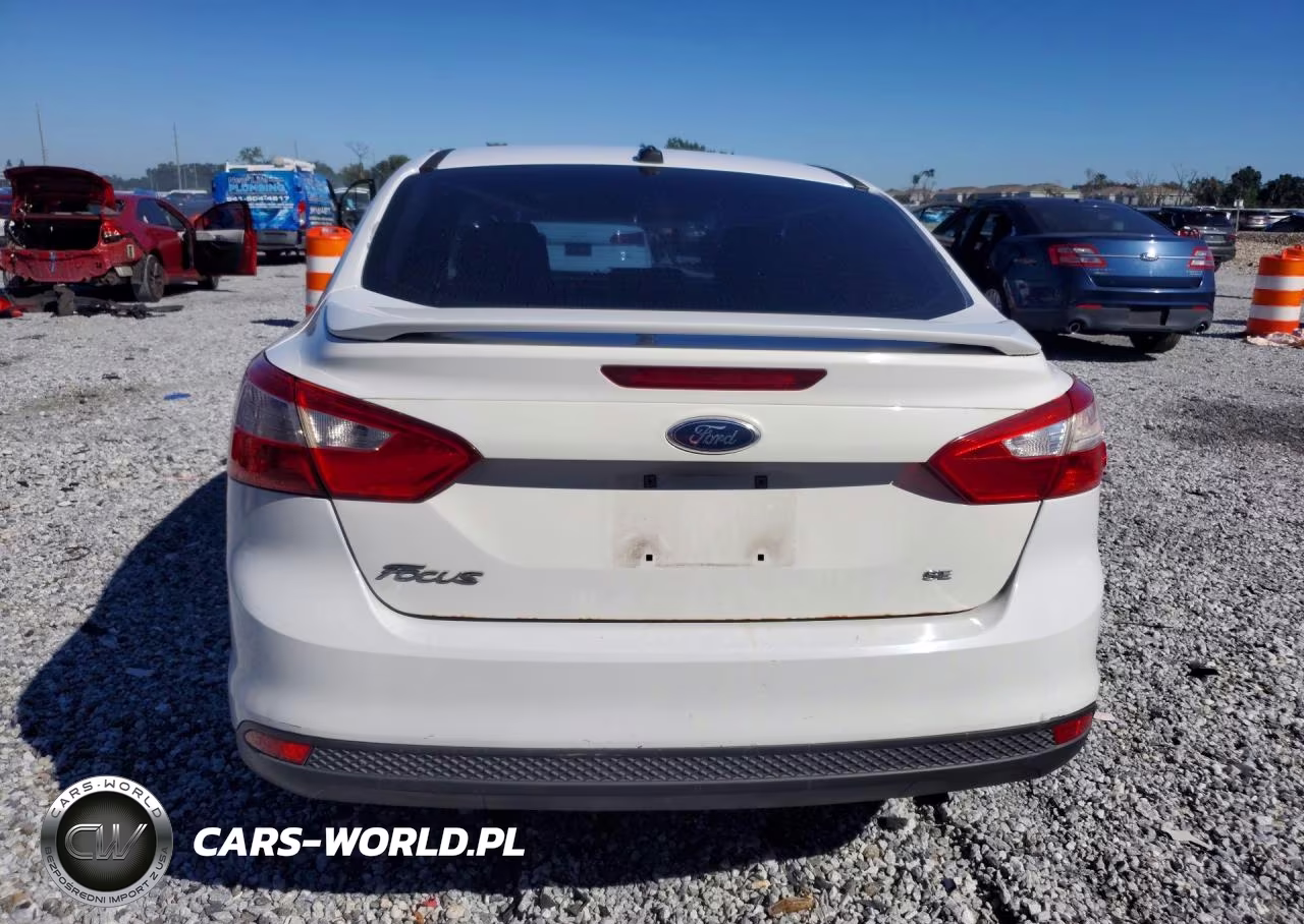 2012 Ford Focus Se VIN:1FAHP3F23CL303419 - 6