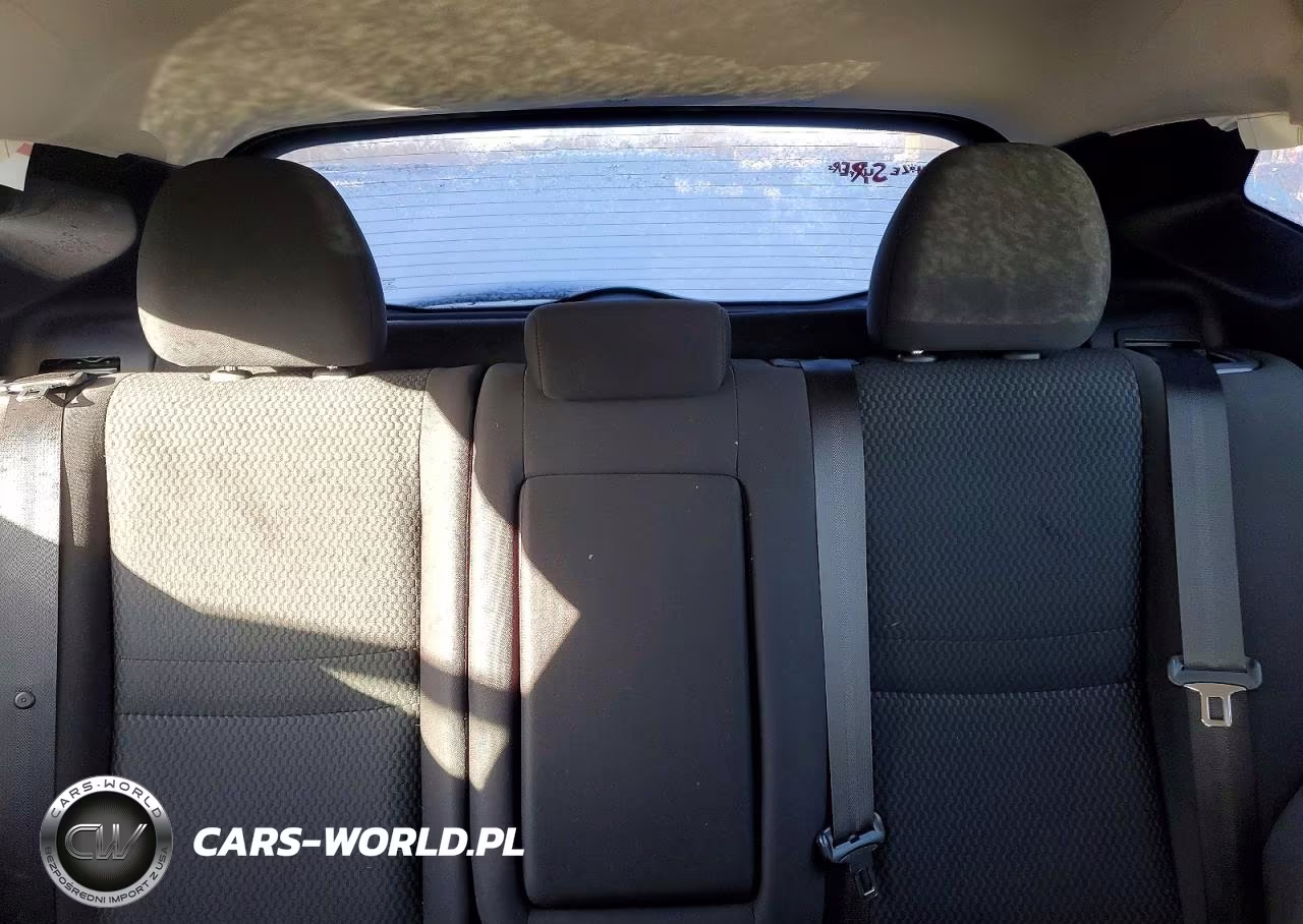 2018 Nissan Rogue VIN:JN1BJ1CR9JW250960 - 10
