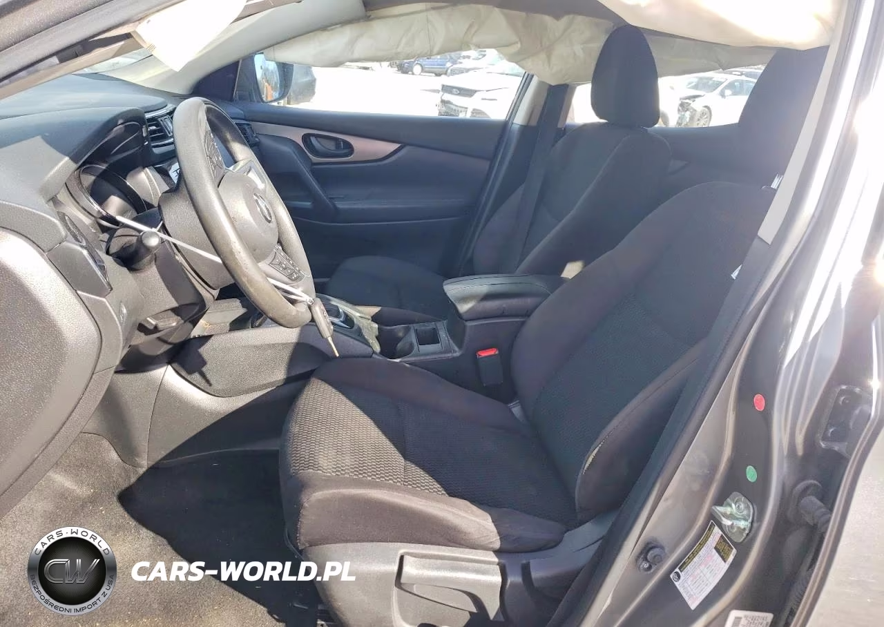 2018 Nissan Rogue VIN:JN1BJ1CR9JW250960 - 7