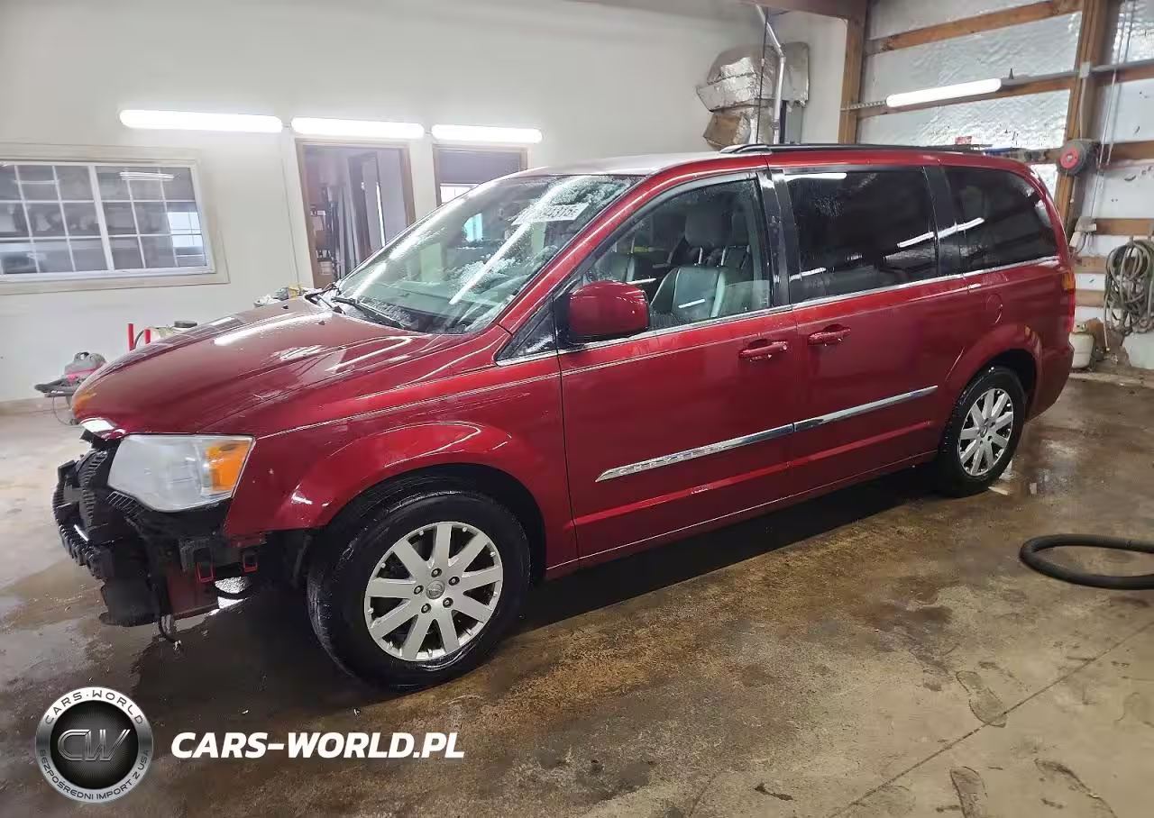2012 Chrysler Town & Country Touring