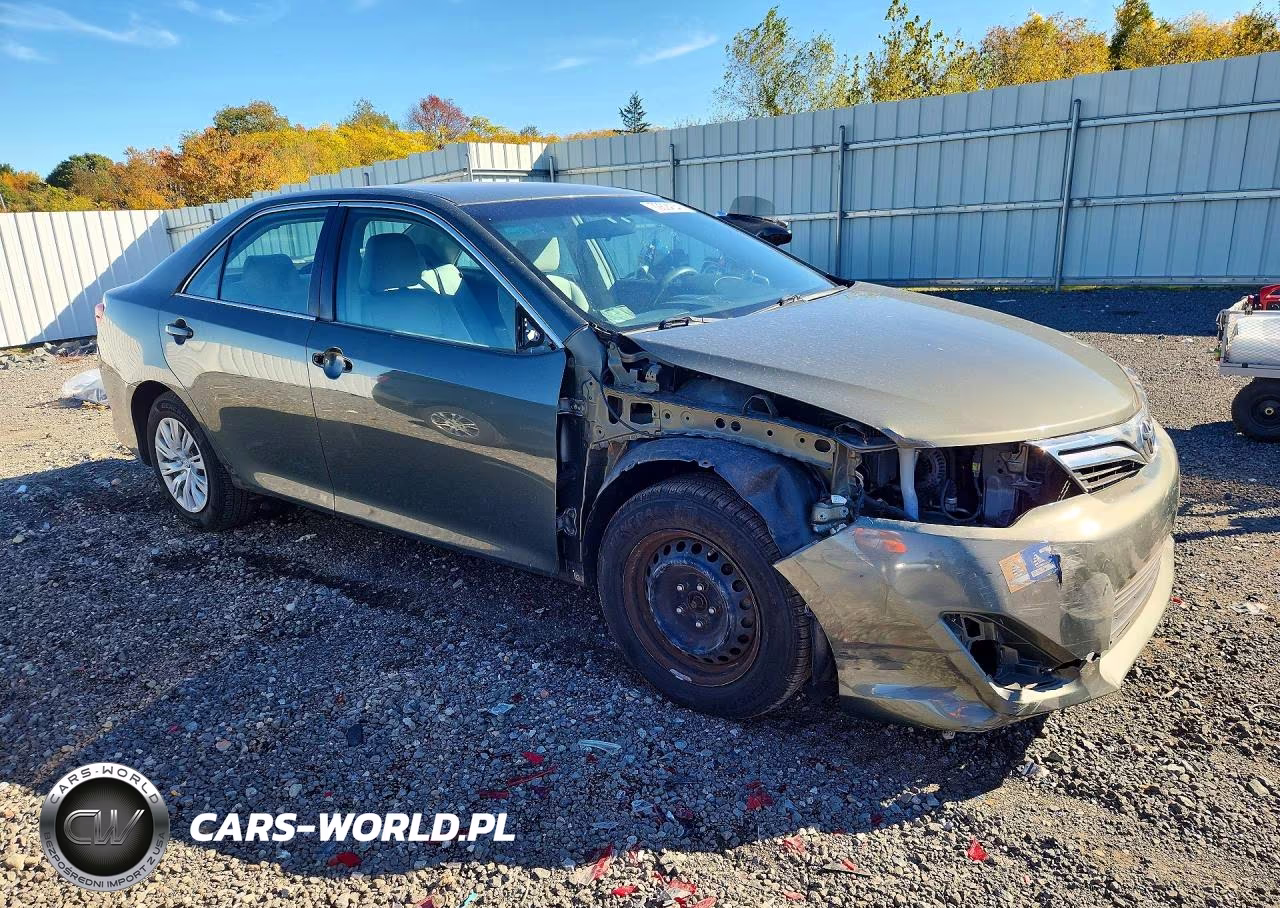2013 Toyota Camry Le VIN:4T4BF1FK7DR288783 - 4