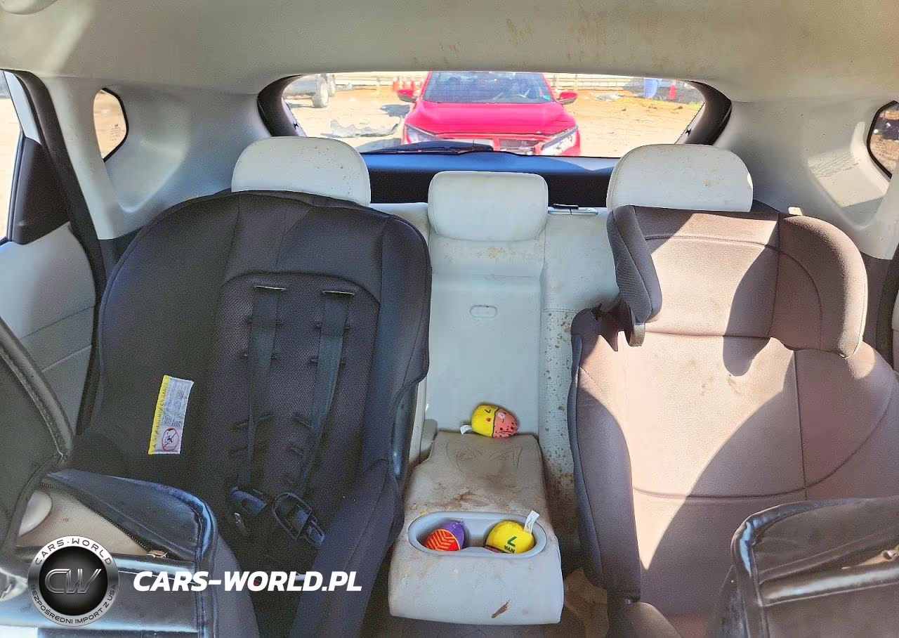 2025 Hyundai Kona Sel VIN:KM8HB3AB6SU233080 - 10